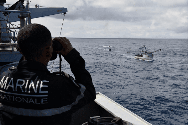 Golfe de Guinée : la Marine française saisit 2,4 tonnes de cocaïne