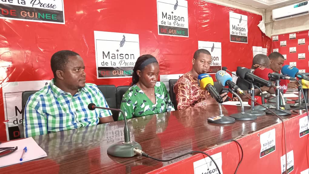 Les médias privés et les utilisateurs de réseaux sociaux bénéficient d’un grand soutien