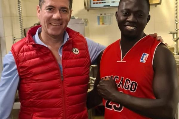 « Il n’a même pas eu le droit de venir chercher ses affaires » : l’histoire d’un guinéen expulsé de France