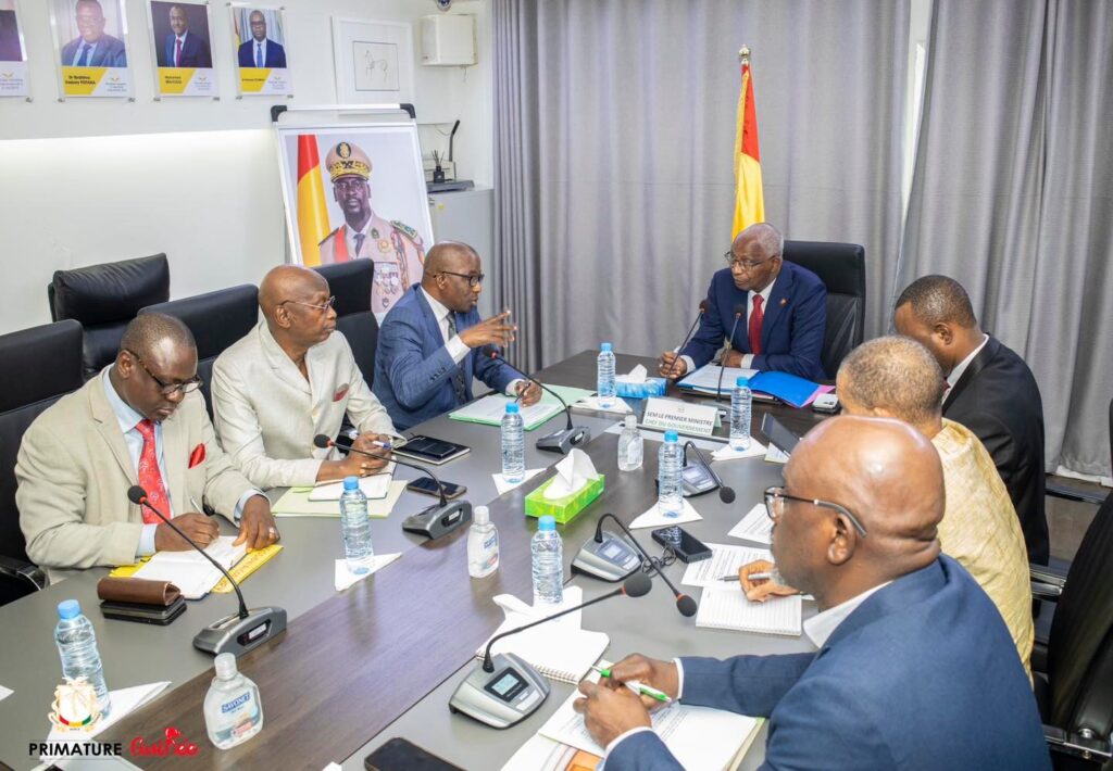 Electricité: L’OMVG rencontre le Bah Oury pour parler d’interconnections et de…