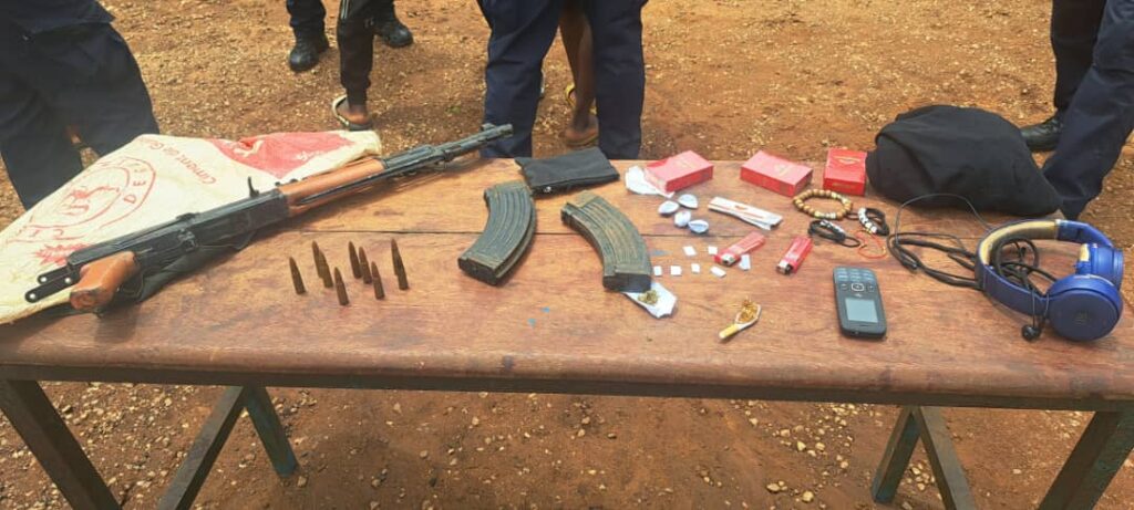 La police débarrasse Kissosso(Burkina) d’un temple de bandits armés.