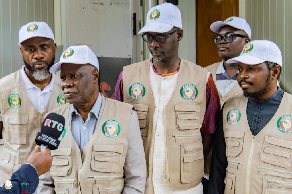 Guinée : Les observateurs de la CEDEAO et de l’UA confirment le bon déroulement du référendum.