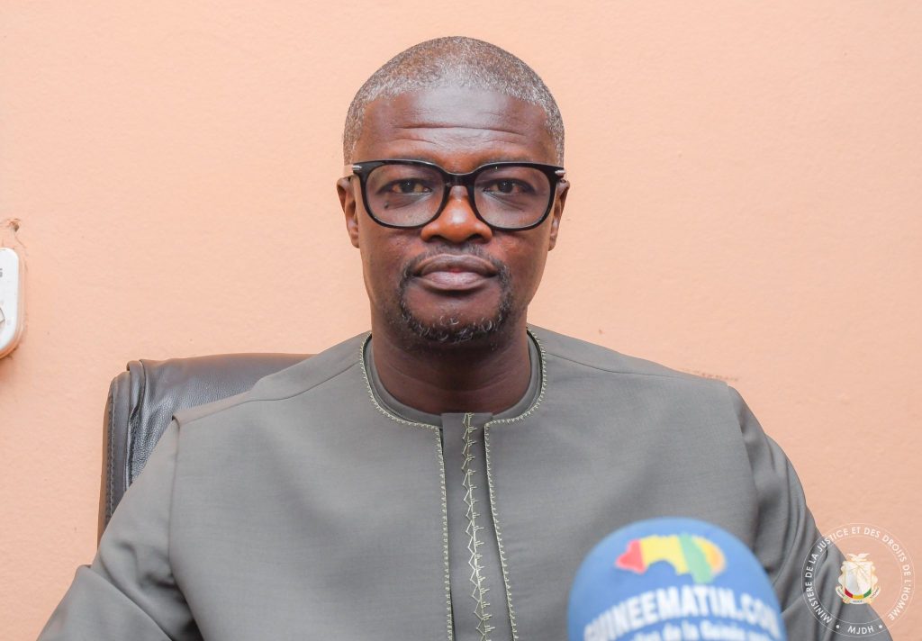 « Retards, renvois et accumulation des procédures : la justice fragilisée » – Le Garde des Sceaux pointe les dysfonctionnements