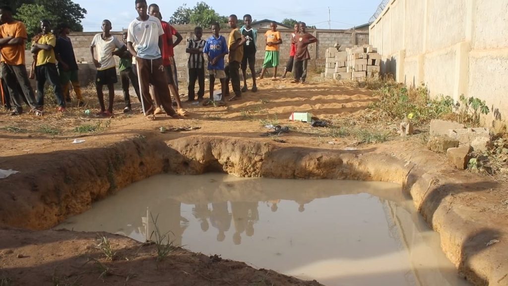 Kankan : un enfant de 9 ans meurt noyé dans une fosse septique à Missiran