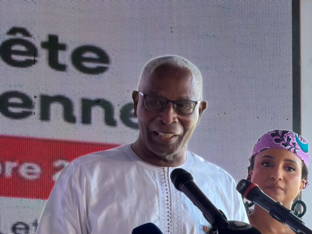 68 ans de République : Amadou Oury Bah exhorte les Guinéens à croire en leur pays